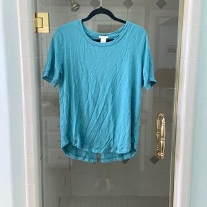 Blue green tshirt